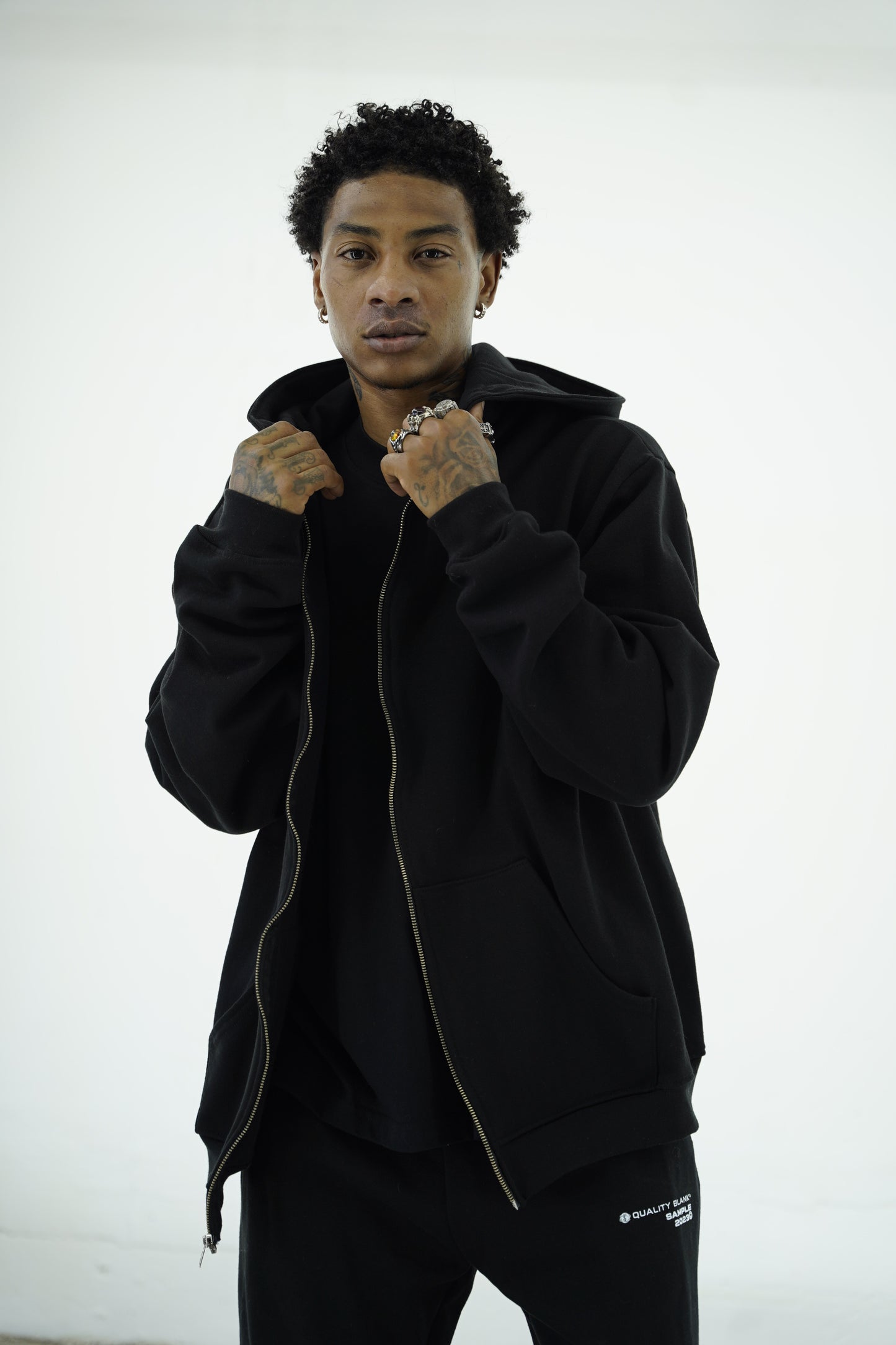 Ultra Zip Up - Black