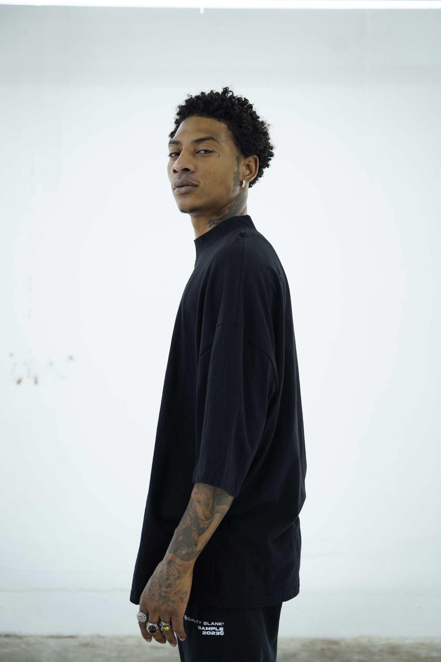 Box Tee - Mock Neck - Black